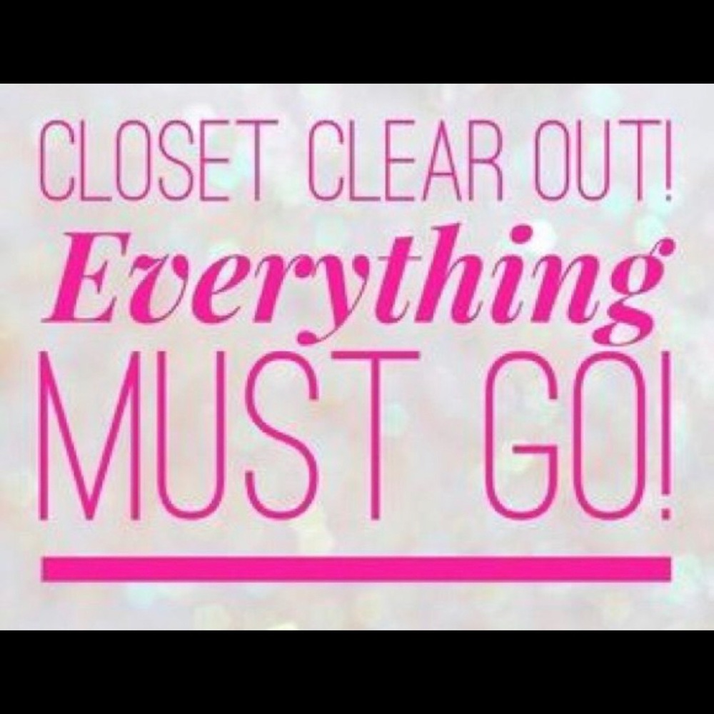 LAST CHANCE-CLEAR MY CLOSET-ALL OFFERS WELCOME!